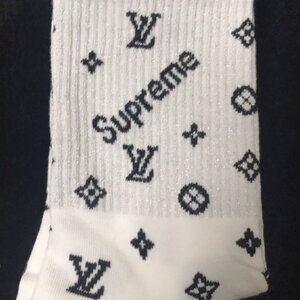 Two pairs of brand new white sports socks